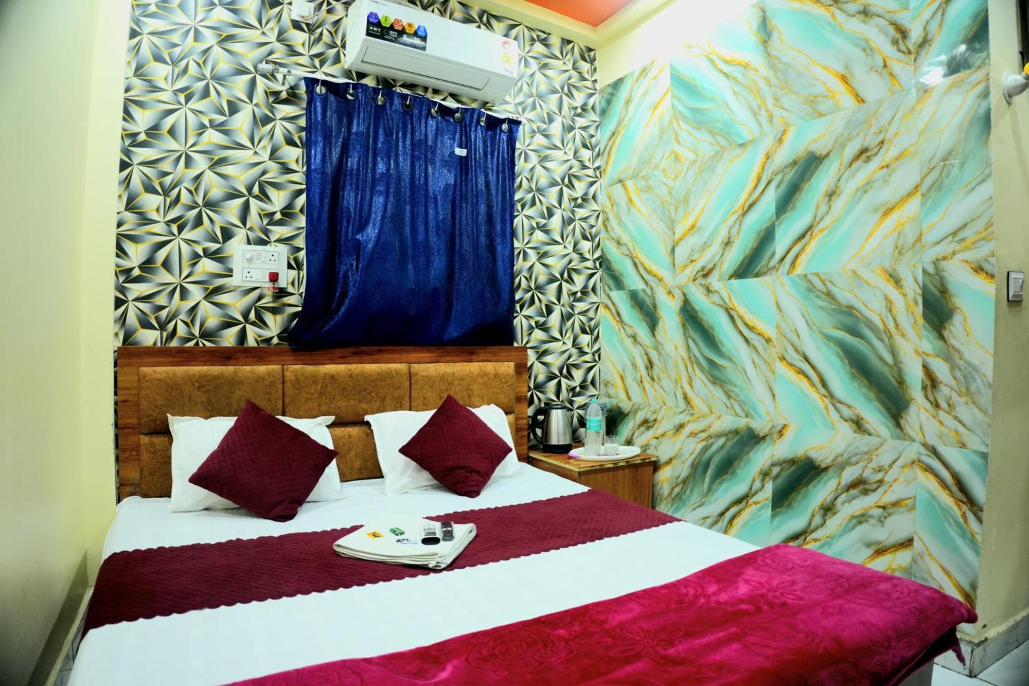 Hotel Ganraj Ujjain Exterior foto
